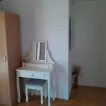 Apartment By The Sea Bilo, Primosten - 4176 Podgreben