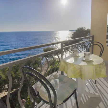 Apartment By The Sea Bilo, Primosten - 4176 *