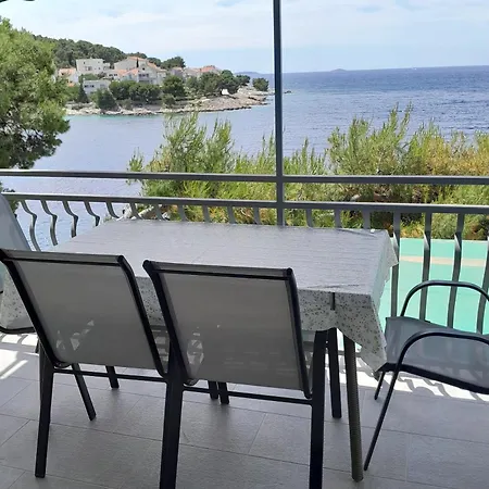 Apartment By The Sea Bilo, Primosten - 4176 Podgreben