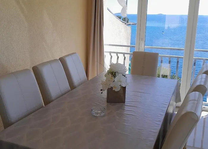 By The Sea Bilo, Primosten - 4176